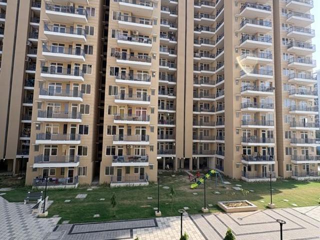 Flat for rent in Manesar, Gurugram