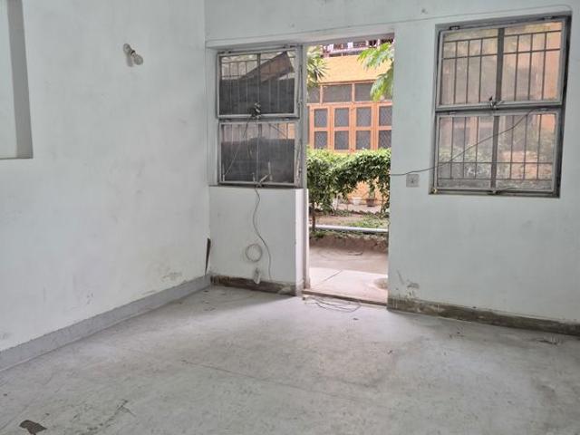 Flat for rent in Mayur Vihar, Delhi