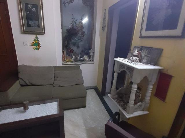 Property for rent in Sector 11, Noida