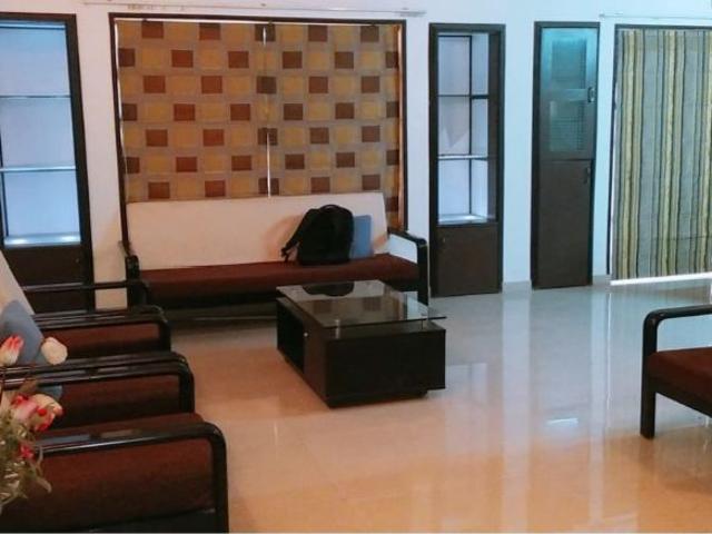 Flat for rent in Mangalwar Peth, Pune