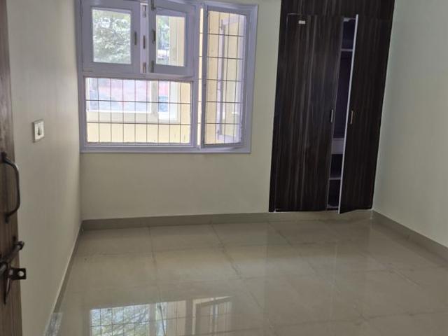 Flat for rent in Mayur Vihar, Delhi