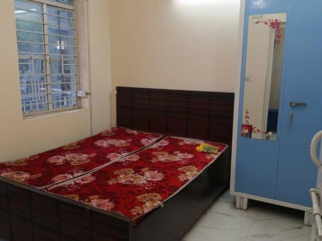 Property for rent in Sector 43, Noida