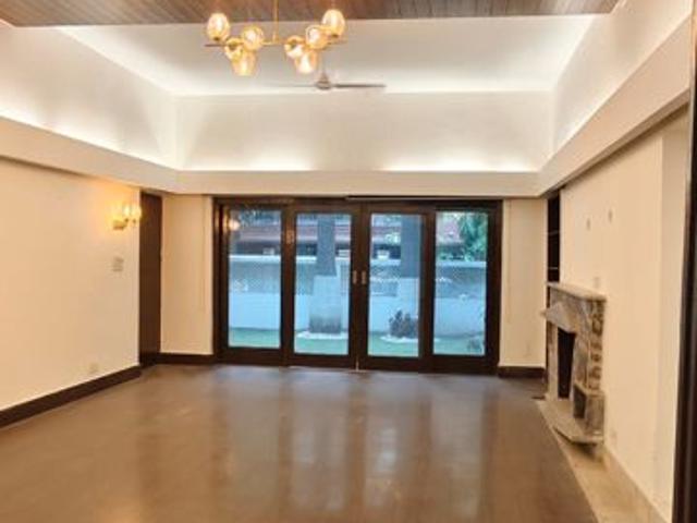 Flat for rent in Deri