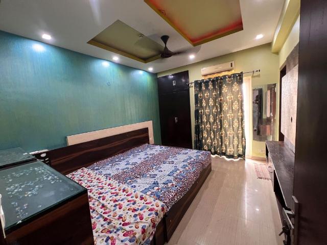Flat for rent in Sector 137, Noida