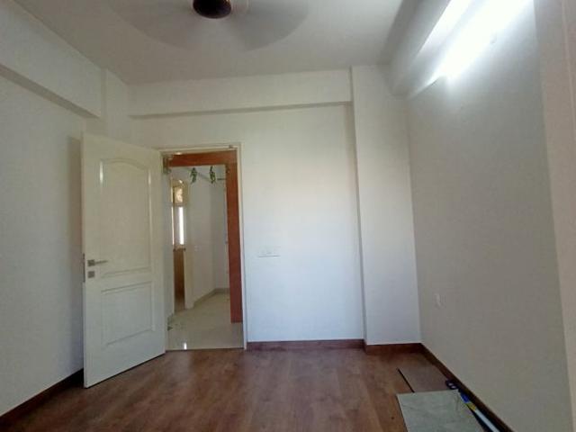 Flat for rent in Sector 74, Gurugram