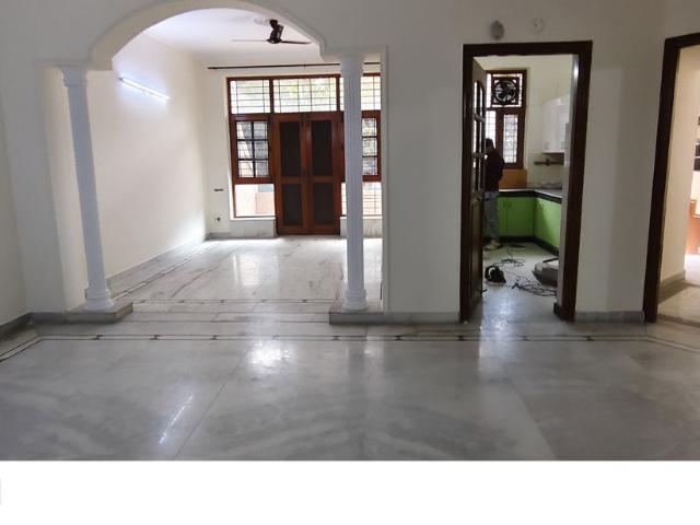 House for rent in Sector 41, Noida