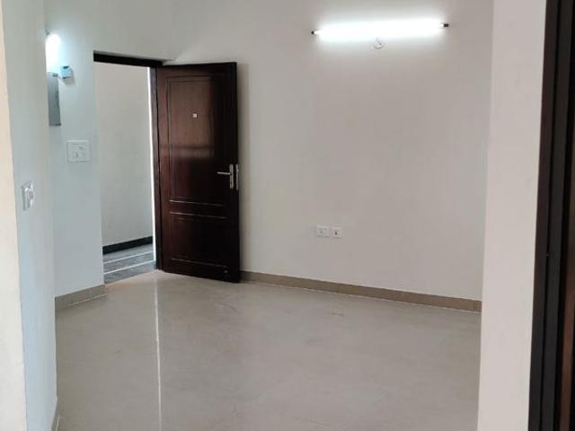 Property for rent in Hariana