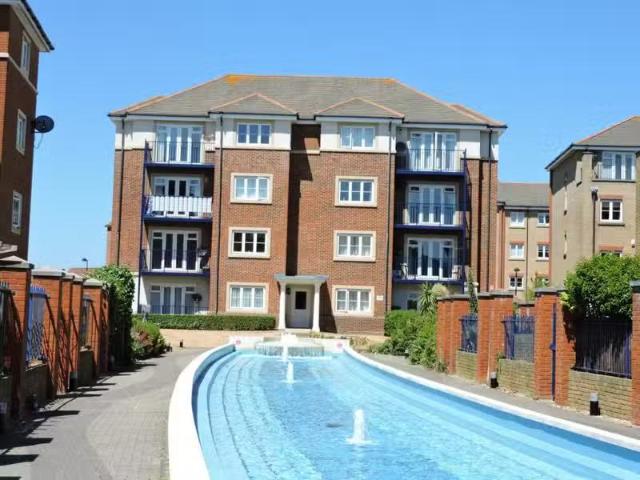Apartment for rent in Sovereign Harbour, Eastbourne