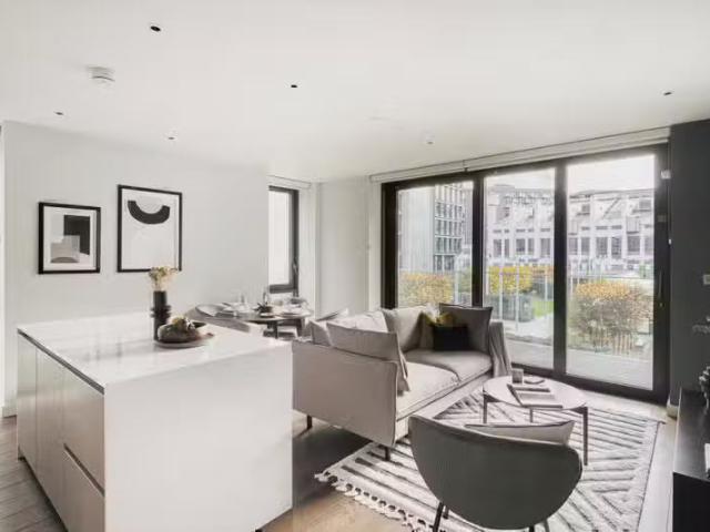 Apartment for rent in Brentford End, Greater London