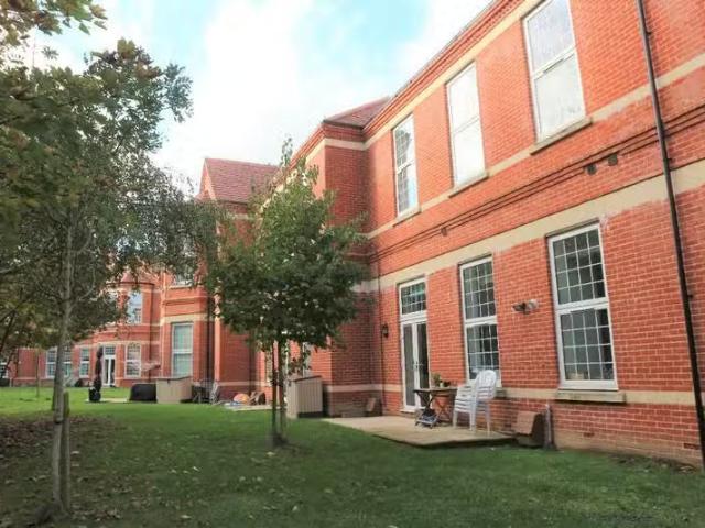 Apartment for rent in Cross In Hand, East Sussex