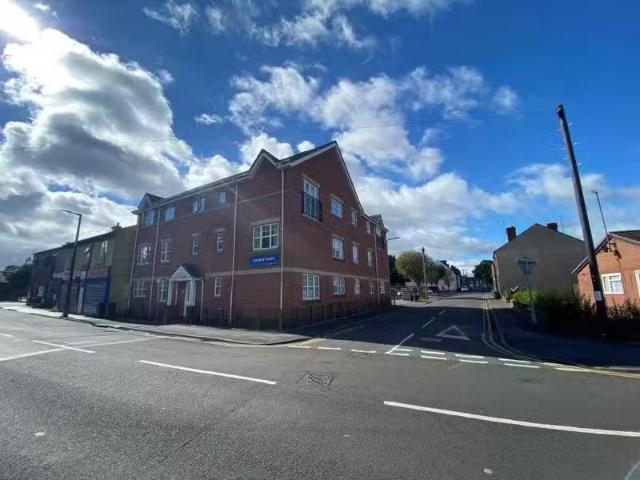 House for rent in Oldbury, West Midlands