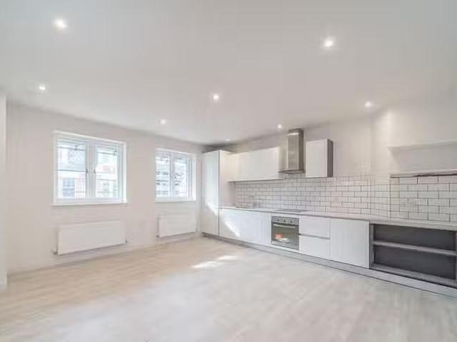House for rent in Enfield, Greater London