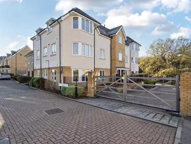House for rent in Horsell, Woking