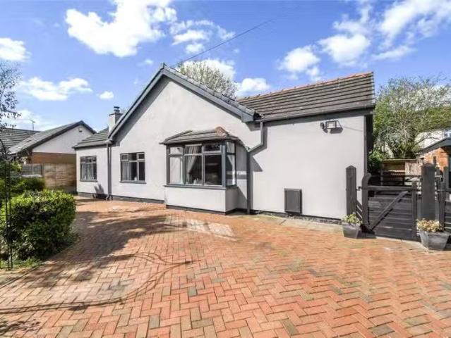 House for rent in Rossmore, Cheshire