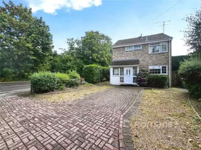 House for rent in Farnborough, Hampshire