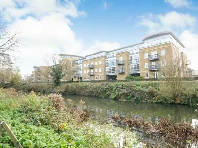 House for rent in Saint Pancras, Greater London