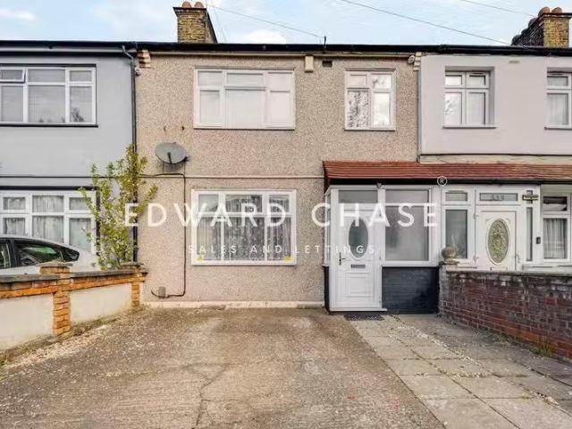 House for rent in Ilford, Greater London