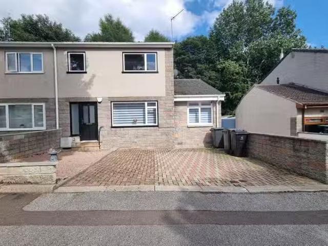 House for rent in Scotstown, Ballindoch