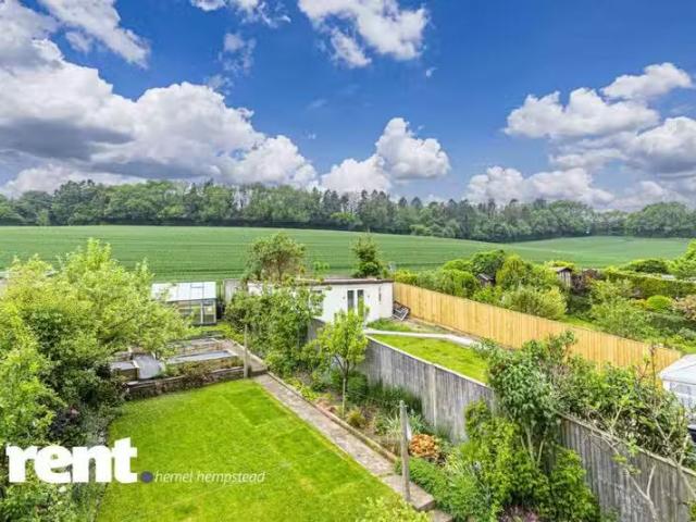House for rent in Pouchen End, Hertfordshire