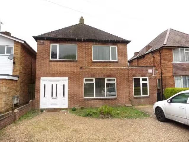 House for rent in Alder Hills, Poole