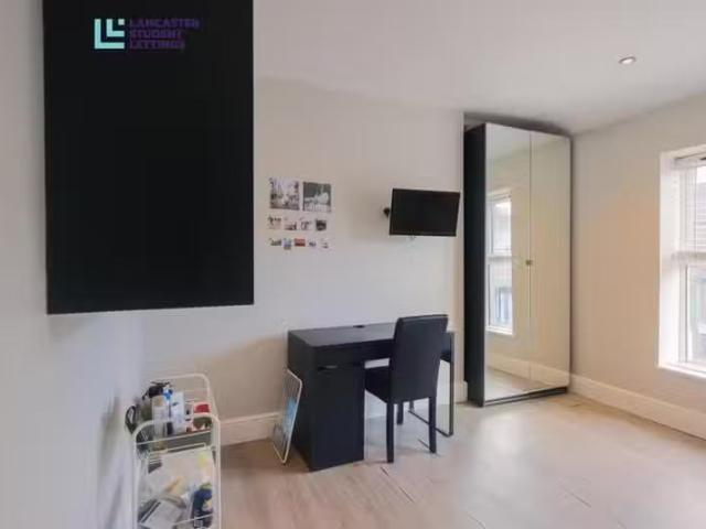 House for rent in Bare, Lancashire