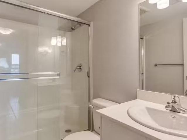 Condo for rent in Alberta