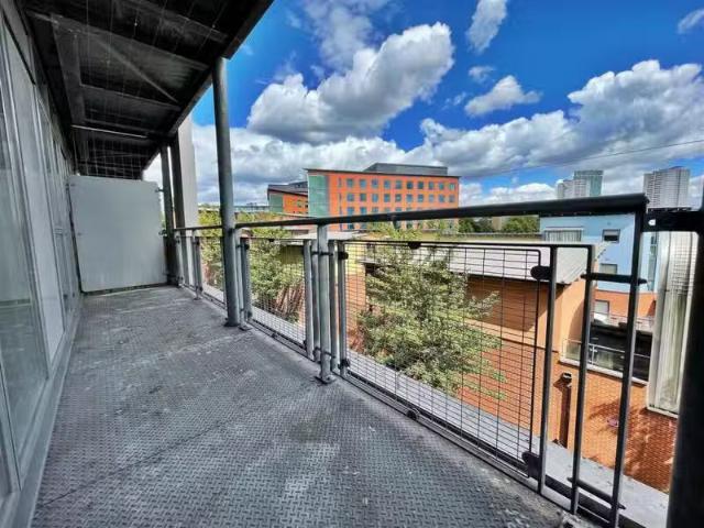 Apartment for rent in Langley Green, Glynde