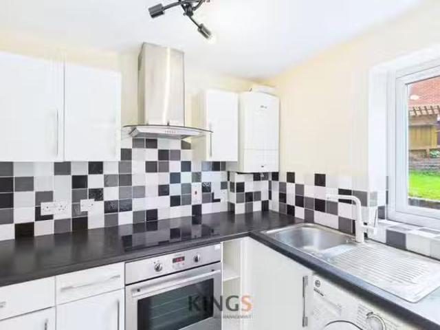 Apartment for rent in Corfe Mullen