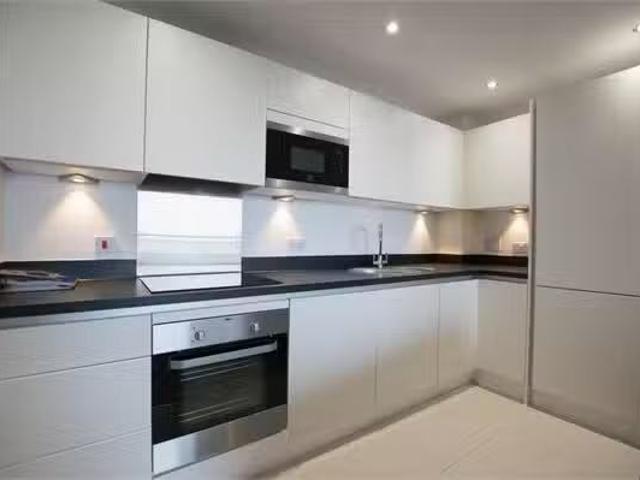 Apartment for rent in Falcon Lodge, Wales