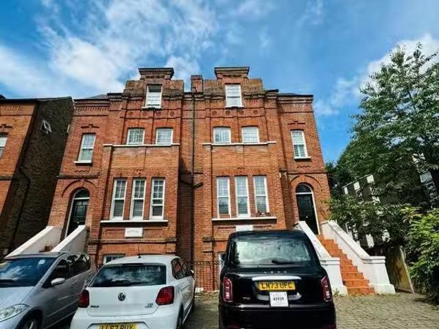 Apartment for rent in Snaresbrook, Greater London