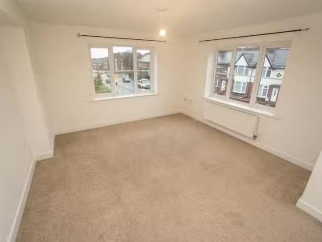 Apartment for rent in Middlebrook, Lee Bank
