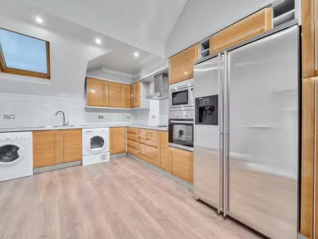 Apartment for rent in Bickley, Bickley