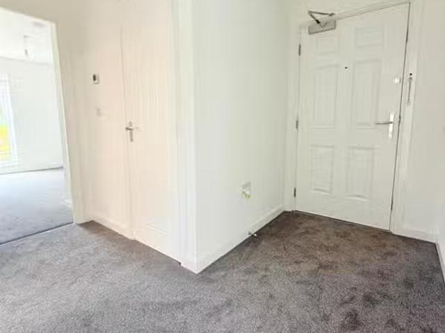 Apartment for rent in Falcon Lodge, Wales
