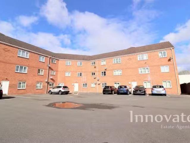 Apartment for rent in Oldbury, West Midlands