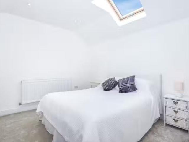 House for rent in Bitton