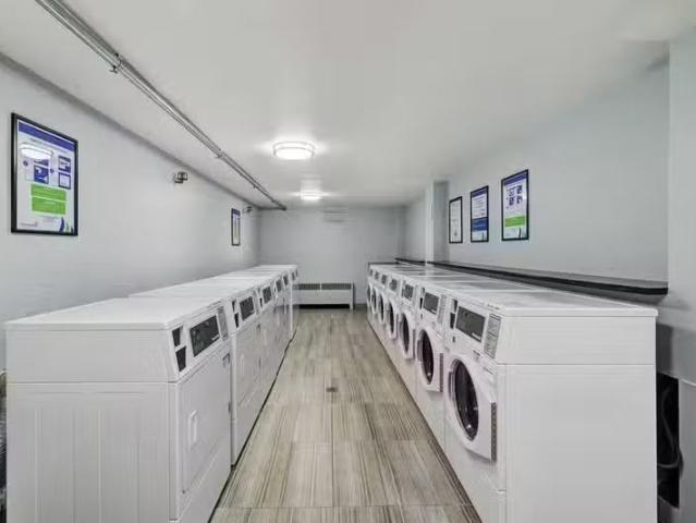 Condo for rent in Toronto—St. Paul's, Toronto