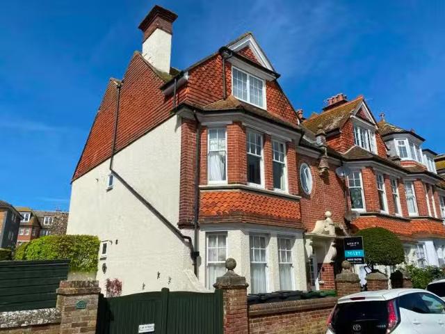 House for rent in Holywell, Eastbourne