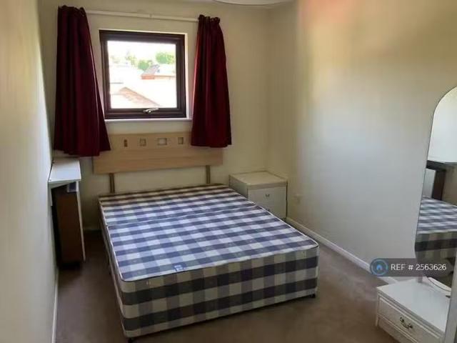 House for rent in Navestock Side, Essex