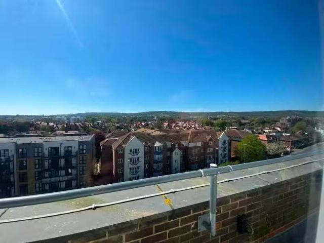 House for rent in Upperton, Eastbourne