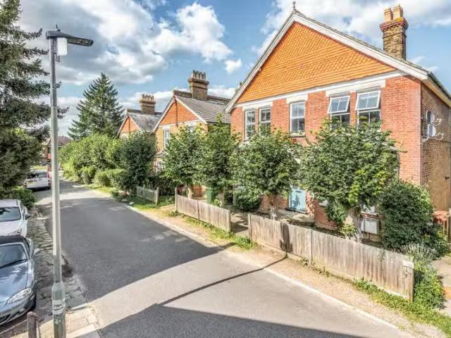 House for rent in Bromley Common, Greater London