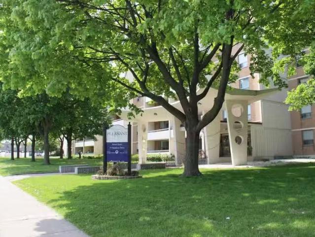 Condo for rent in Ancaster, Ontario