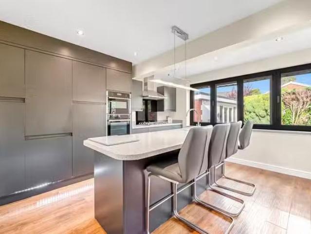House for rent in Bradshaw, Lee Bank
