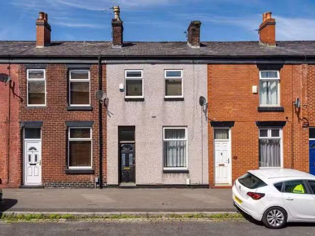 House for rent in Calderstones