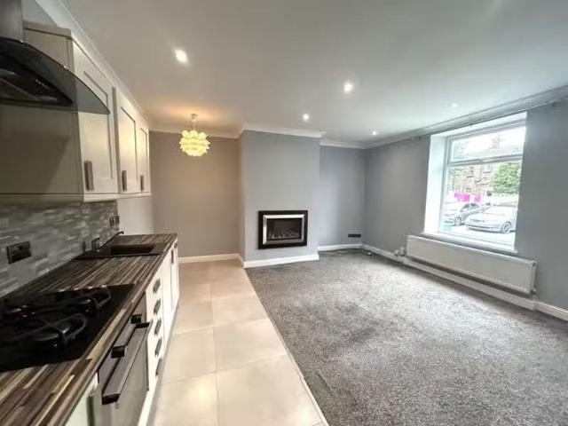 House for rent in Birkenshaw, West Yorkshire