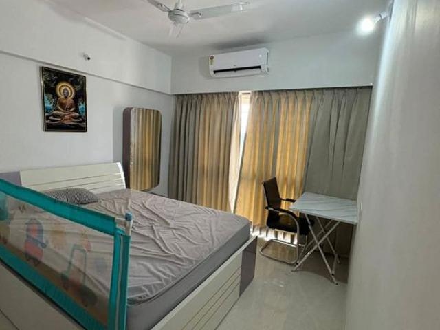 Flat for rent in Mangalwar Peth, Pune