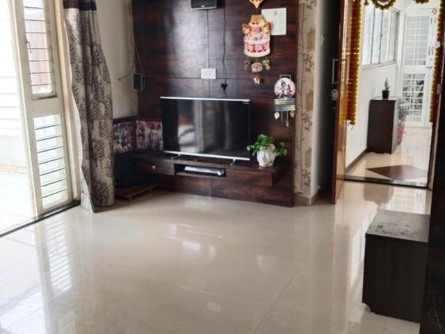 Flat for rent in Mangalwar Peth, Pune
