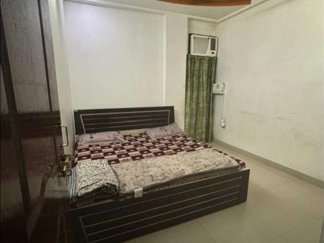 Flat for rent in Aminabad, Lucknow