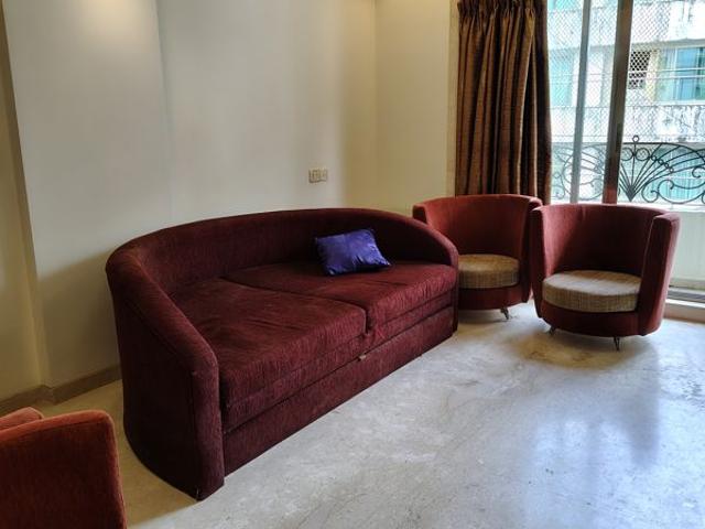 Flat for rent in Khar, Mumbai