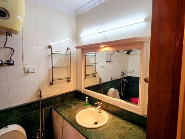 Flat for rent in Lajpat Nagar, Delhi