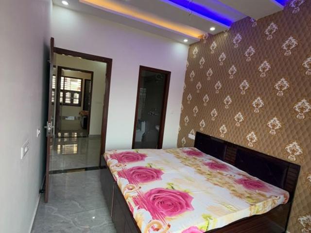 Flat for rent in Sector 127, Kharar